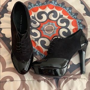 old school black pump